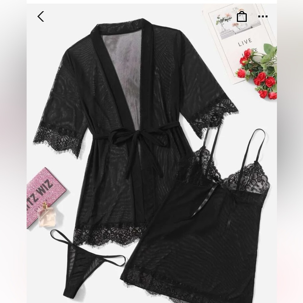 Slips with thong and robe